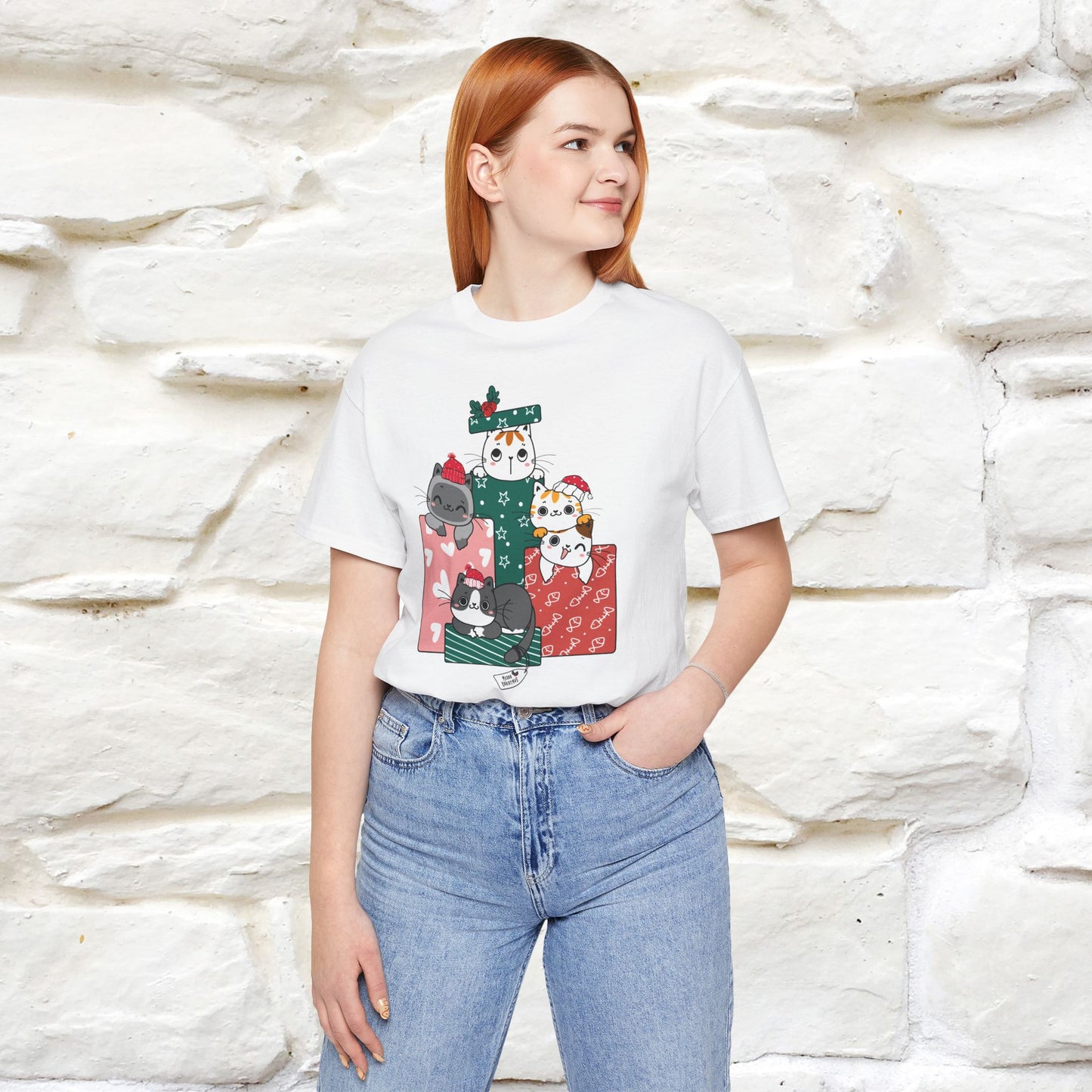 Christmas Cat Gift T-Shirt | Perfect Holiday Cat Shirt for Men & Women | 100% Cotton