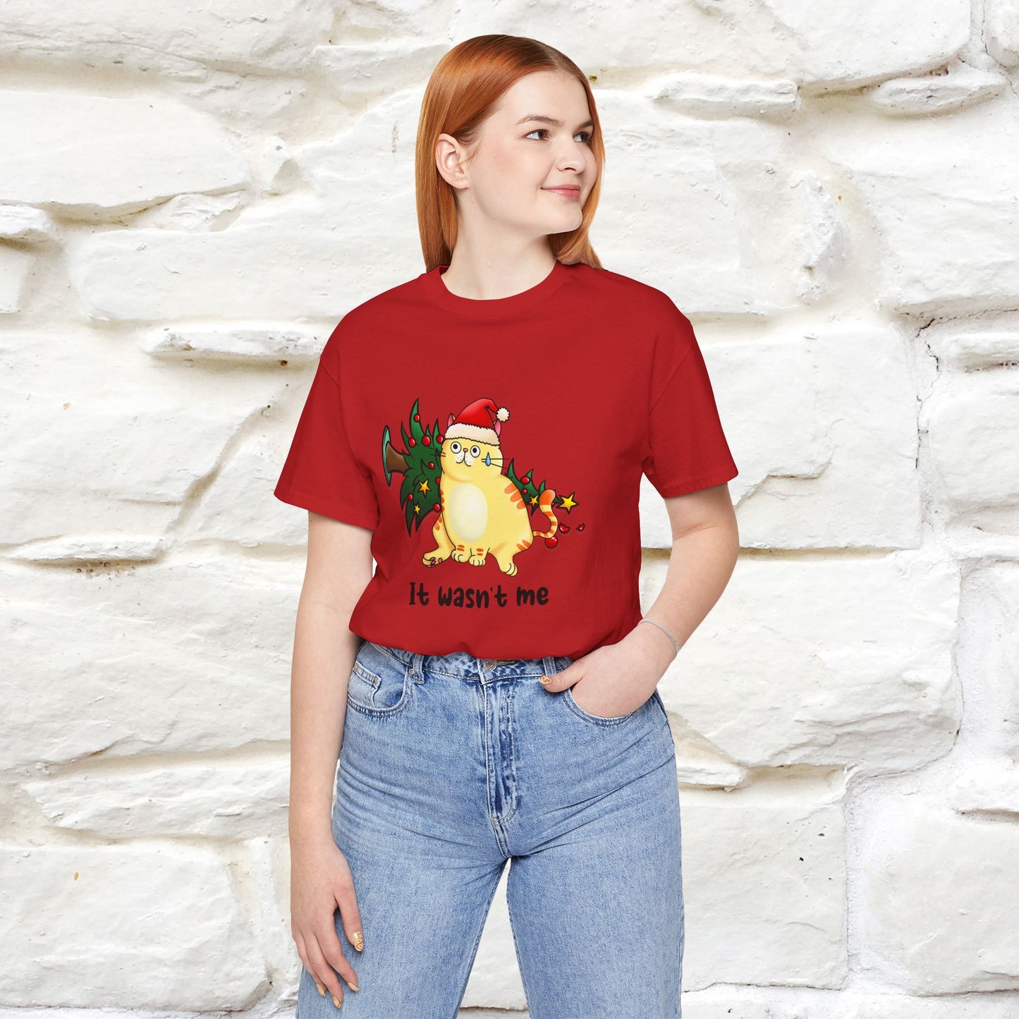 It Wasn’t Me | Funny Cat Christmas Shirt for Men & Women | 100% Cotton*