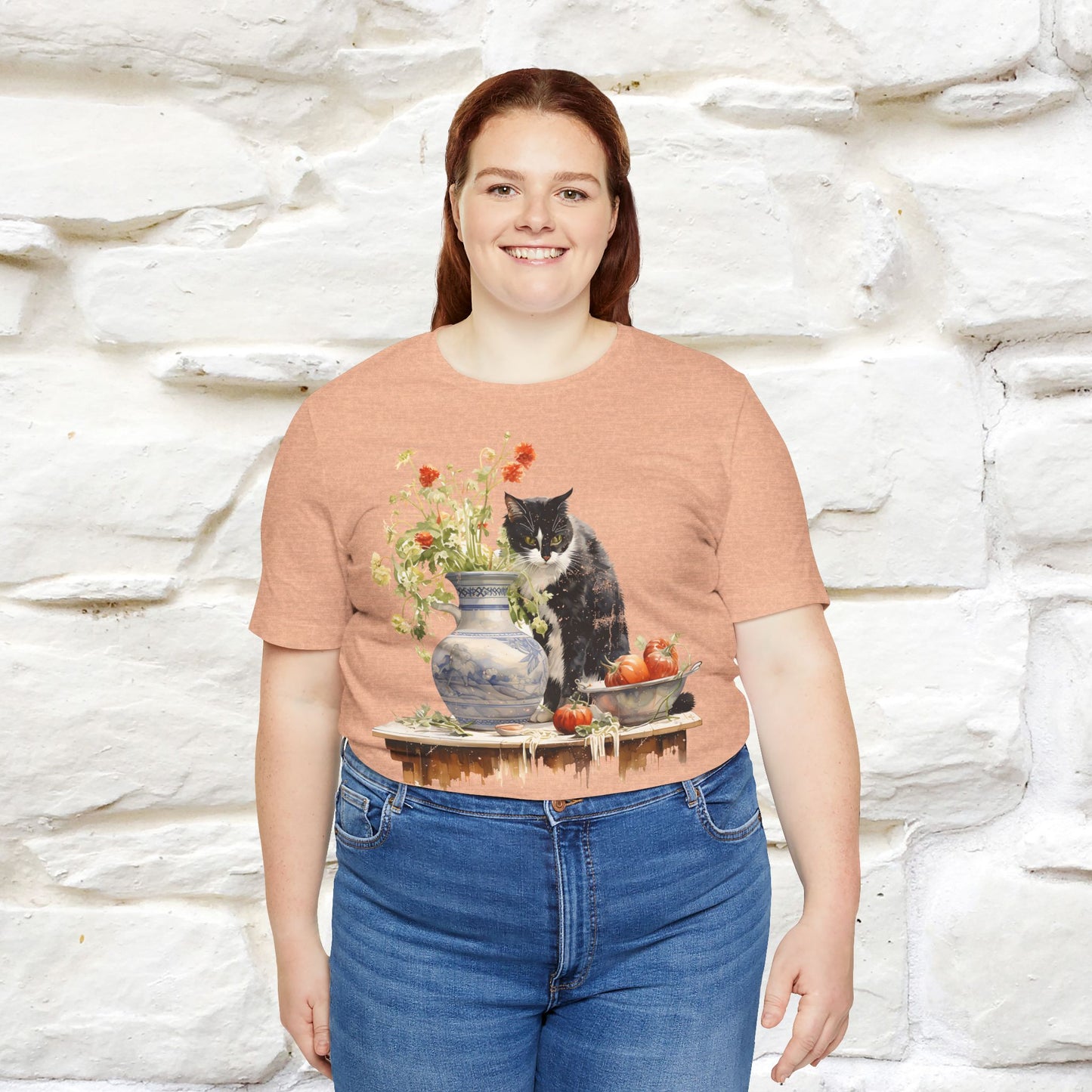 ''THe Cat and The Vase '' T-shirt for Men and Women 100% Cotton*