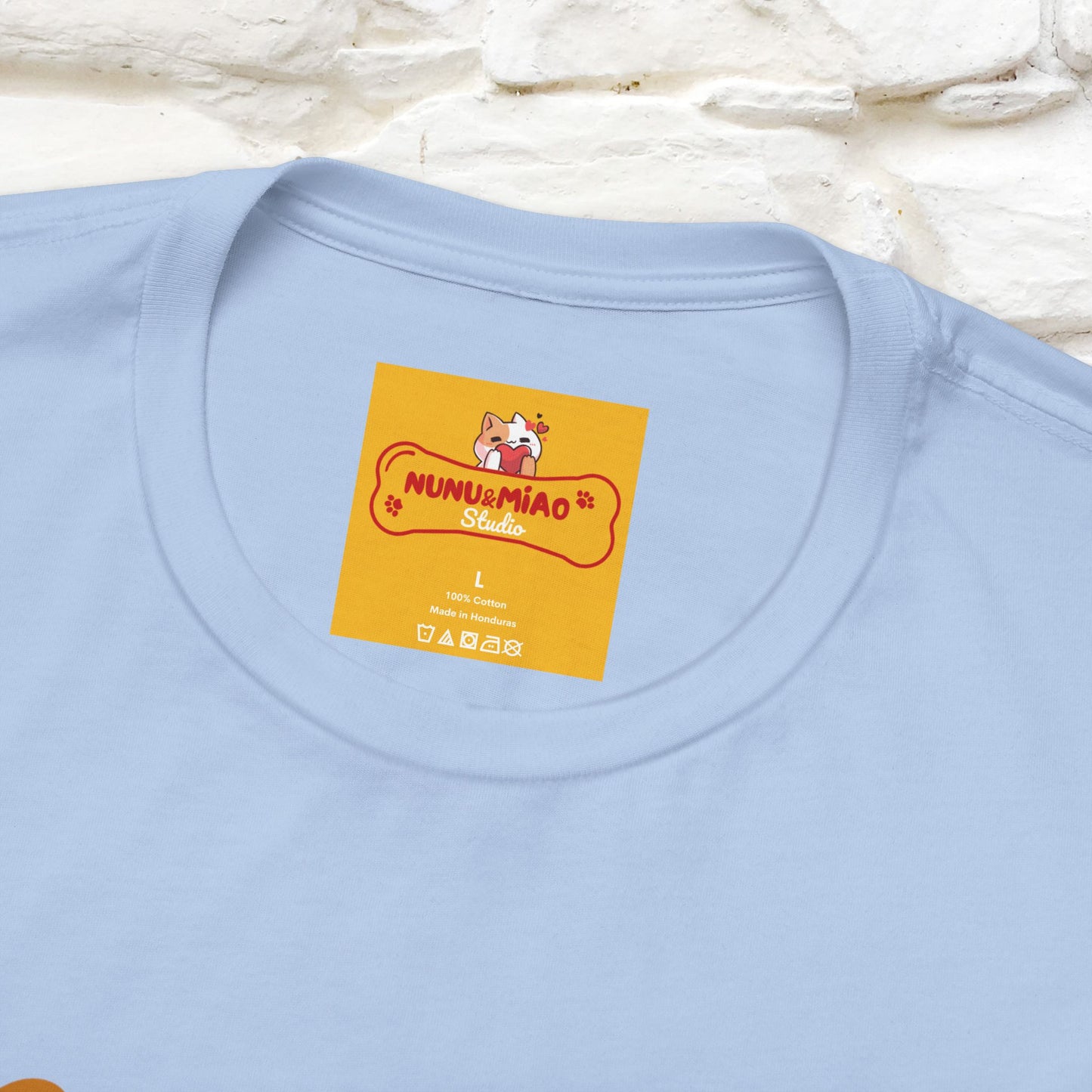 “Molto Buono Cat T-Shirt | Italian-Inspired Cat Shirt for Men & Women | 100% Cotton”
