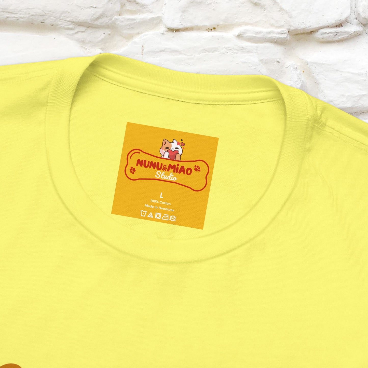 “Molto Buono Cat T-Shirt | Italian-Inspired Cat Shirt for Men & Women | 100% Cotton”