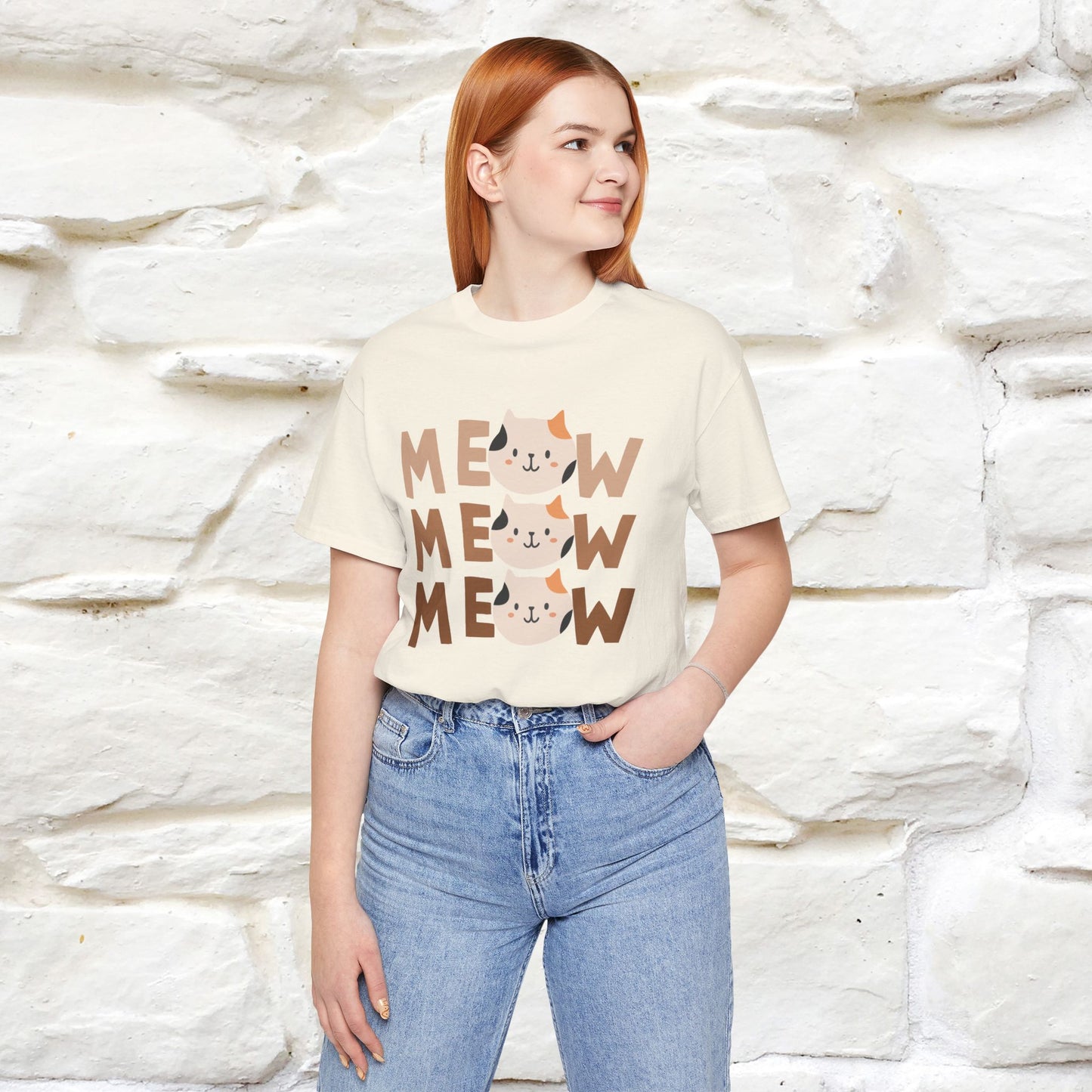 "Hello Autumn" Cat T-Shirt for Men & Women | 100% Cotton | Seasonal Feline Fashion