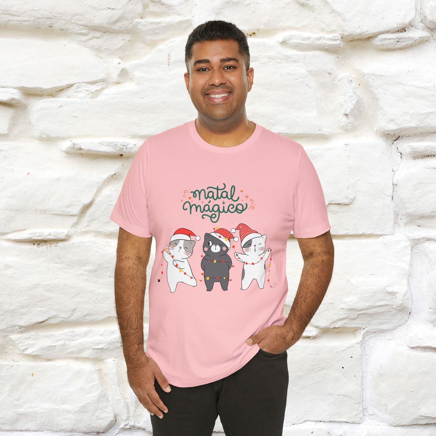 "Natal Magico" Cat T-shirt  |Nunu&Miao Studio - Nunu&Miao Studio