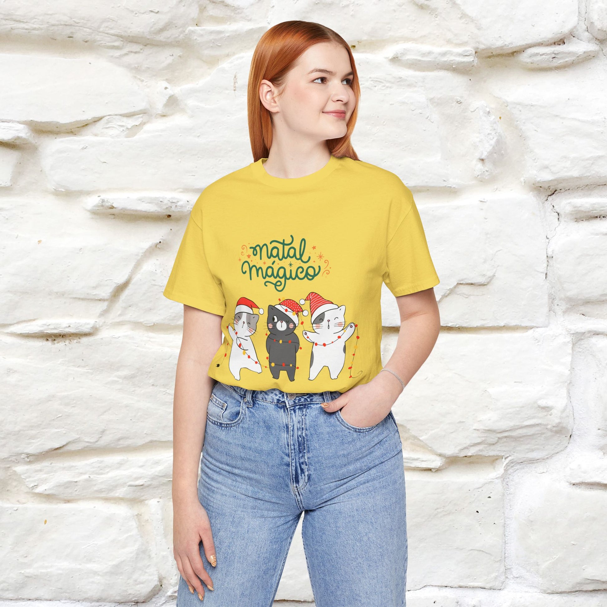 "Natal Magico" Cat T-shirt  |Nunu&Miao Studio - Nunu&Miao Studio