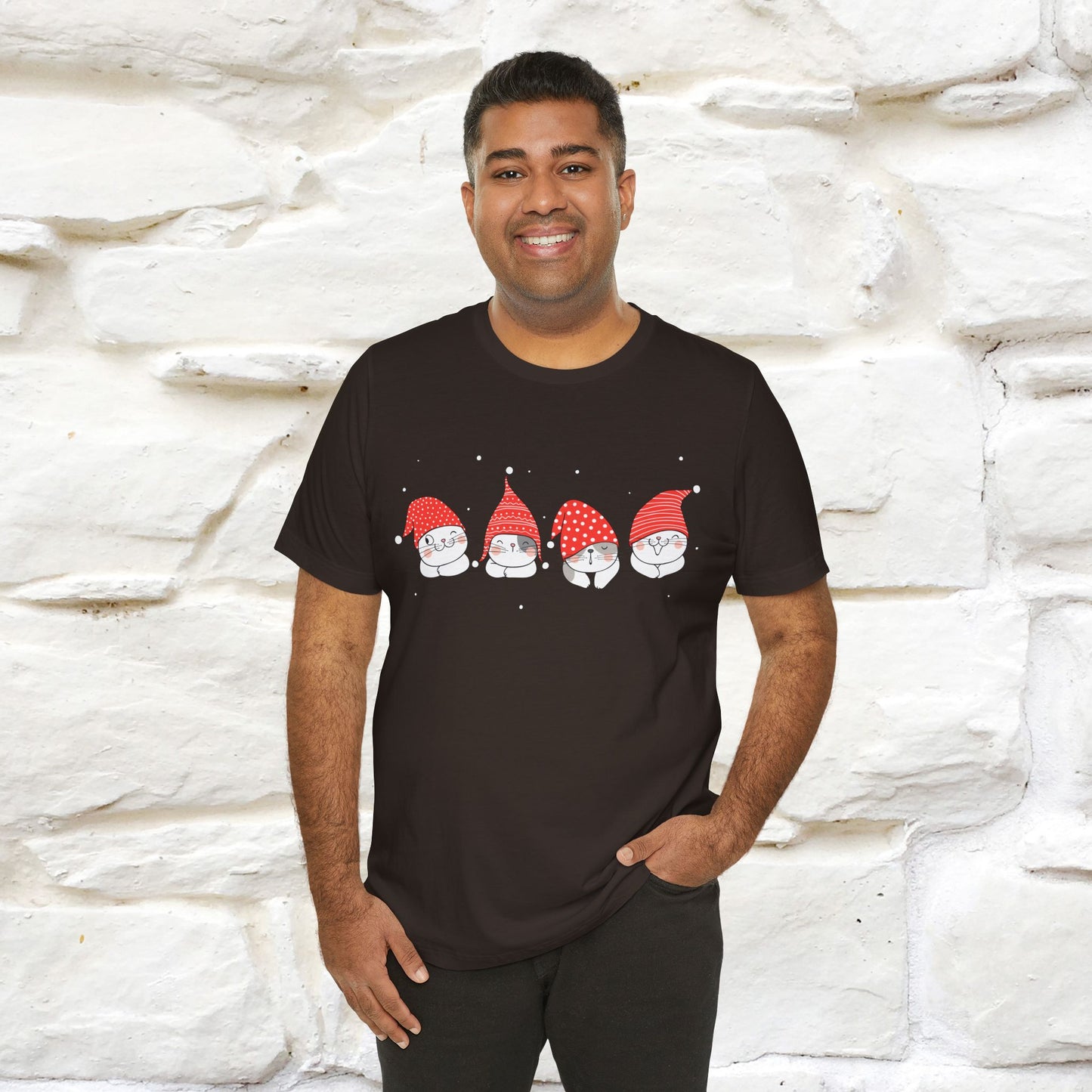 Christmas Cute Cats T-shirt for Men & Women | 100% Cotton* 🐾