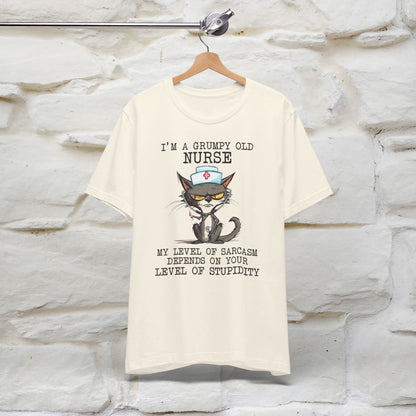 ''I am  a Grumpy Old Nurse'' T-shirt for Man 100% Cotton* - Nunu&Miao Studio