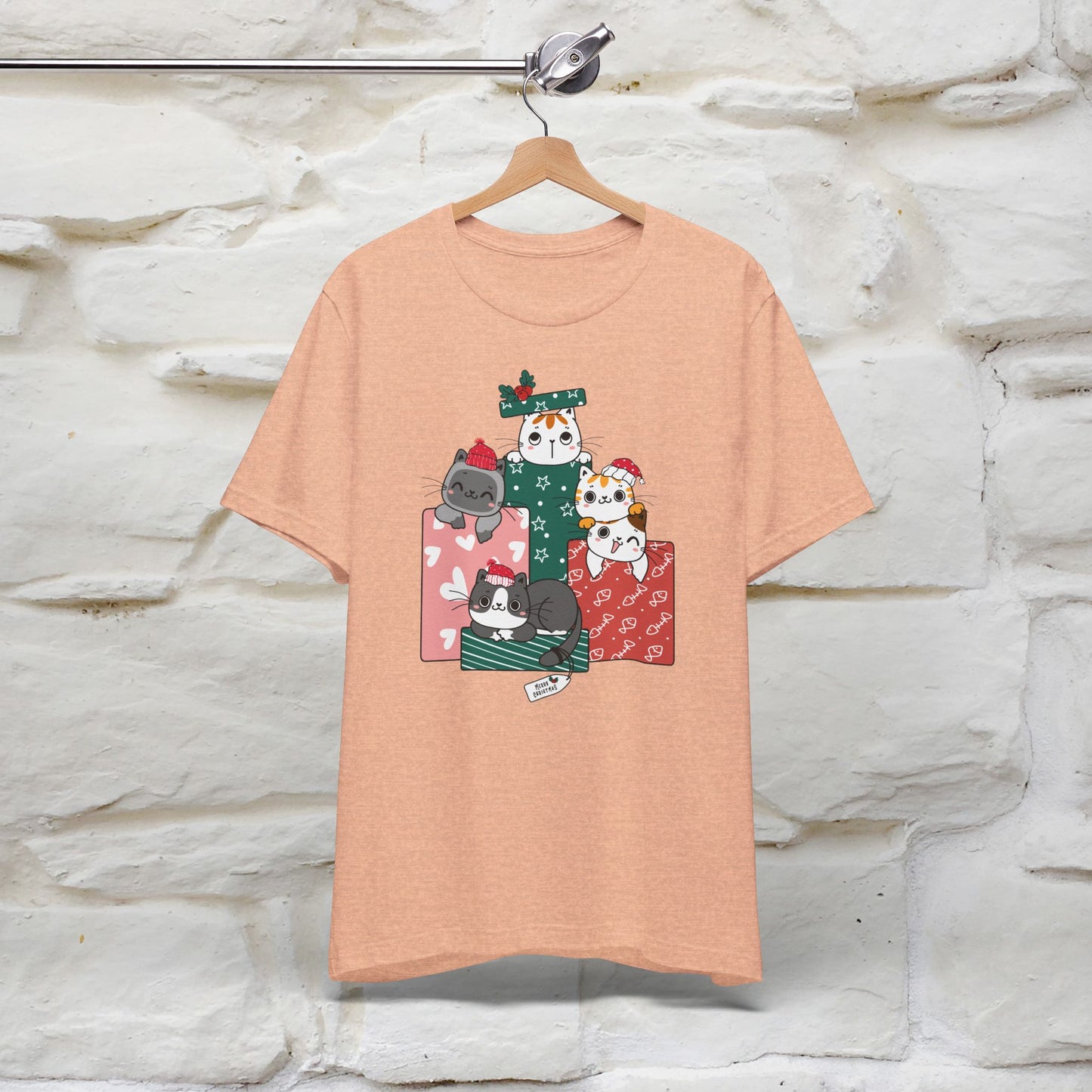 Christmas Cat Gift T-Shirt | Perfect Holiday Cat Shirt for Men & Women | 100% Cotton