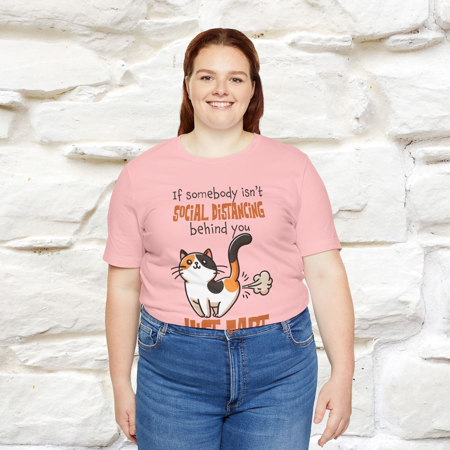 ''If Somebody Isn't Socila Distancing ...'' | Cat T-Shirt  | Nunu&Miao Studio