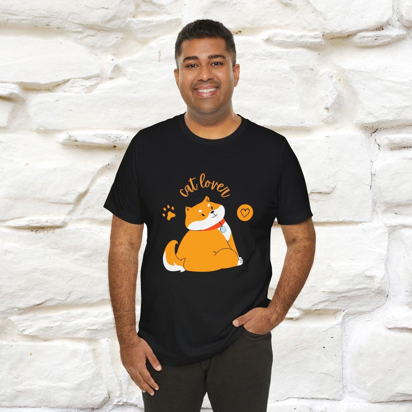 "Cat Lover" T-Shirt for Men & Women | 100% Cotton* | Purrfect Gift for Cat Enthusiasts