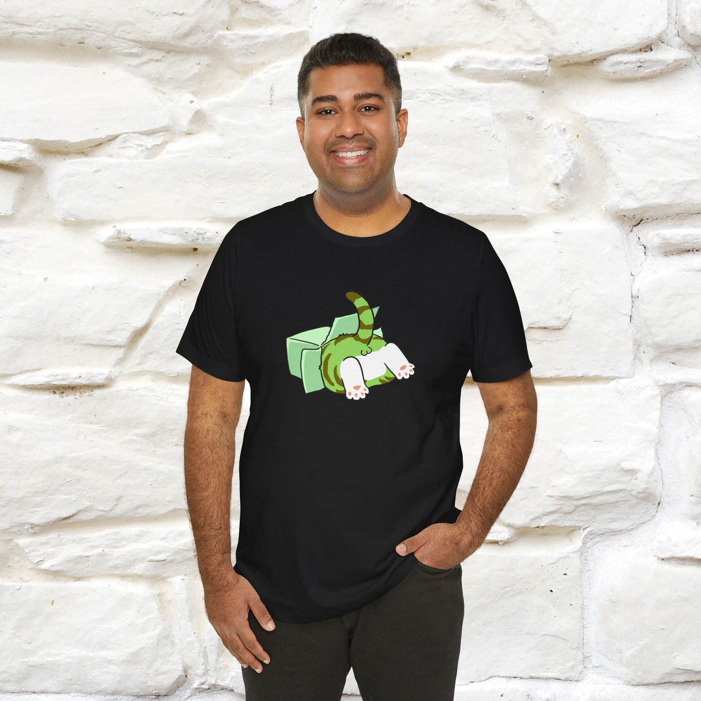 "Think outside the box? No thanks." Cat T-Shirt | Nunu&Miao Studio - Nunu&Miao Studio