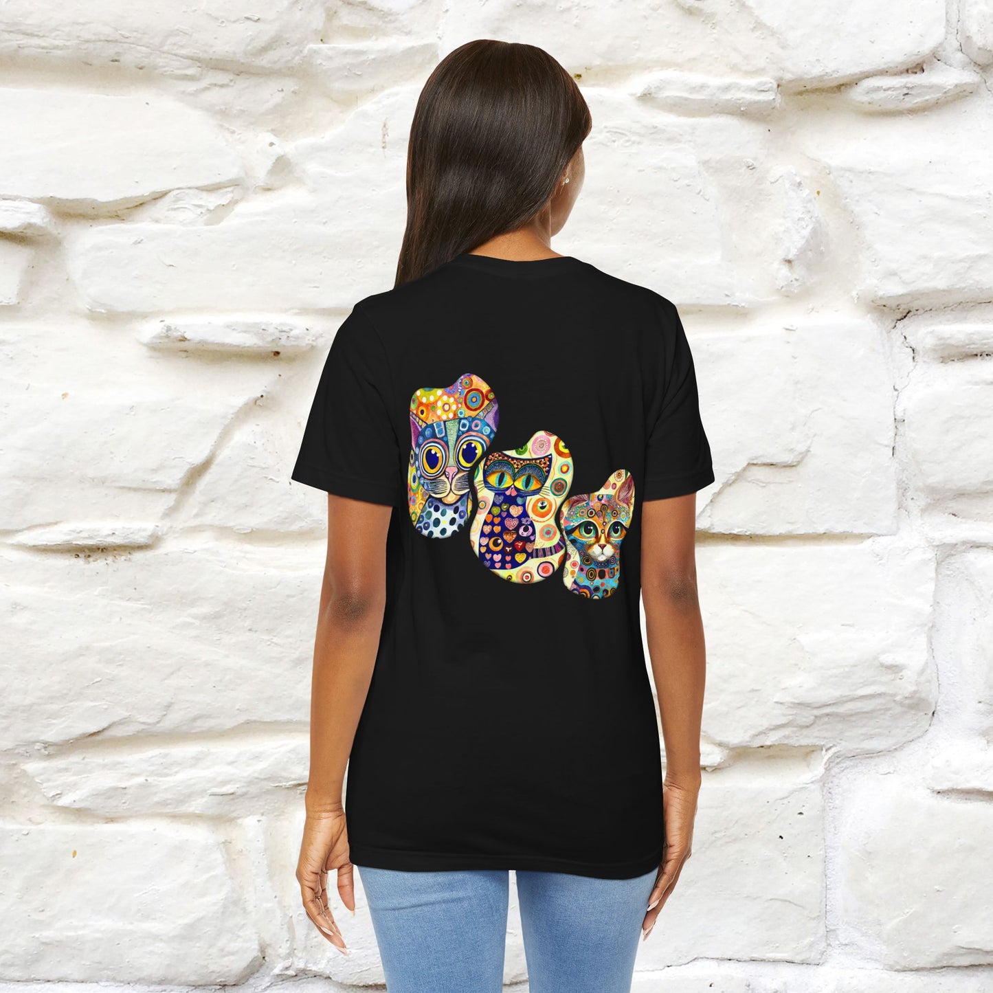 "Museum Cat T-Shirt for Men & Women | 100% Cotton* Artistic Cat Lover Tee 🐾"