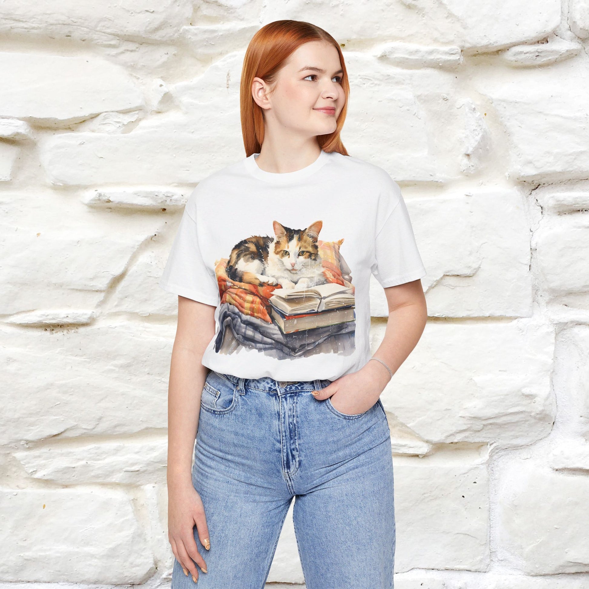 "Literary Catnap" T-shirt for Women 100% Cotton* - Nunu&Miao Studio