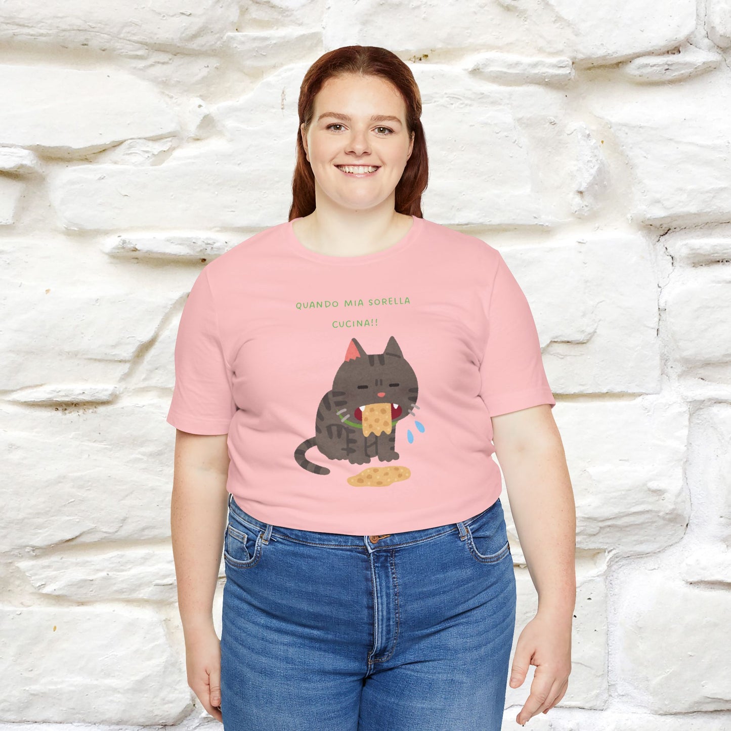 "Quando Mia Sorella Cucina" Funny Cat T-shirt for Men & Women | 100% Cotton* 🐾 | Hilarious Sibling Cat Tee