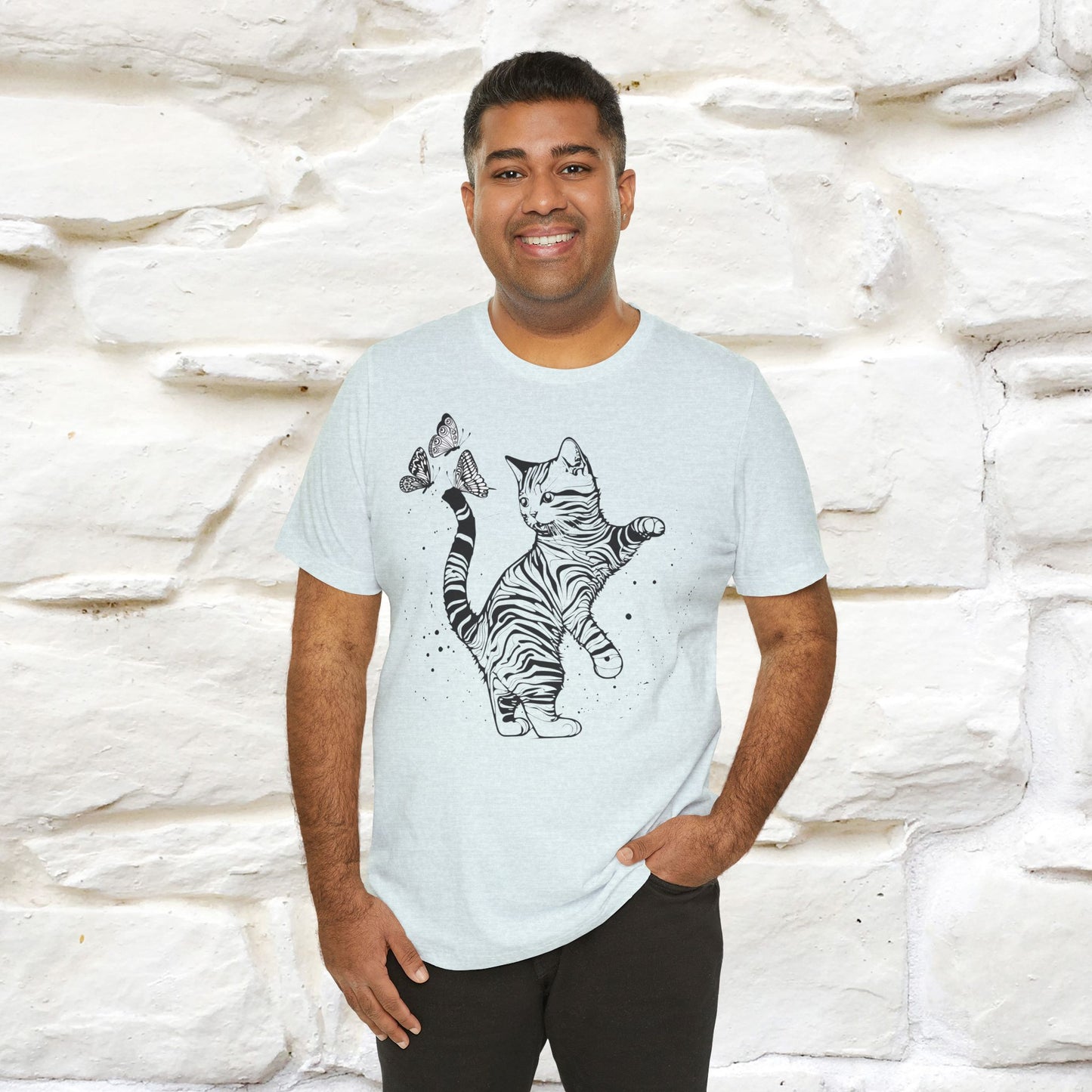 "The cat And The Butterfly" Cat T-shirt for Men & Women | 100% Cotton* 🐾