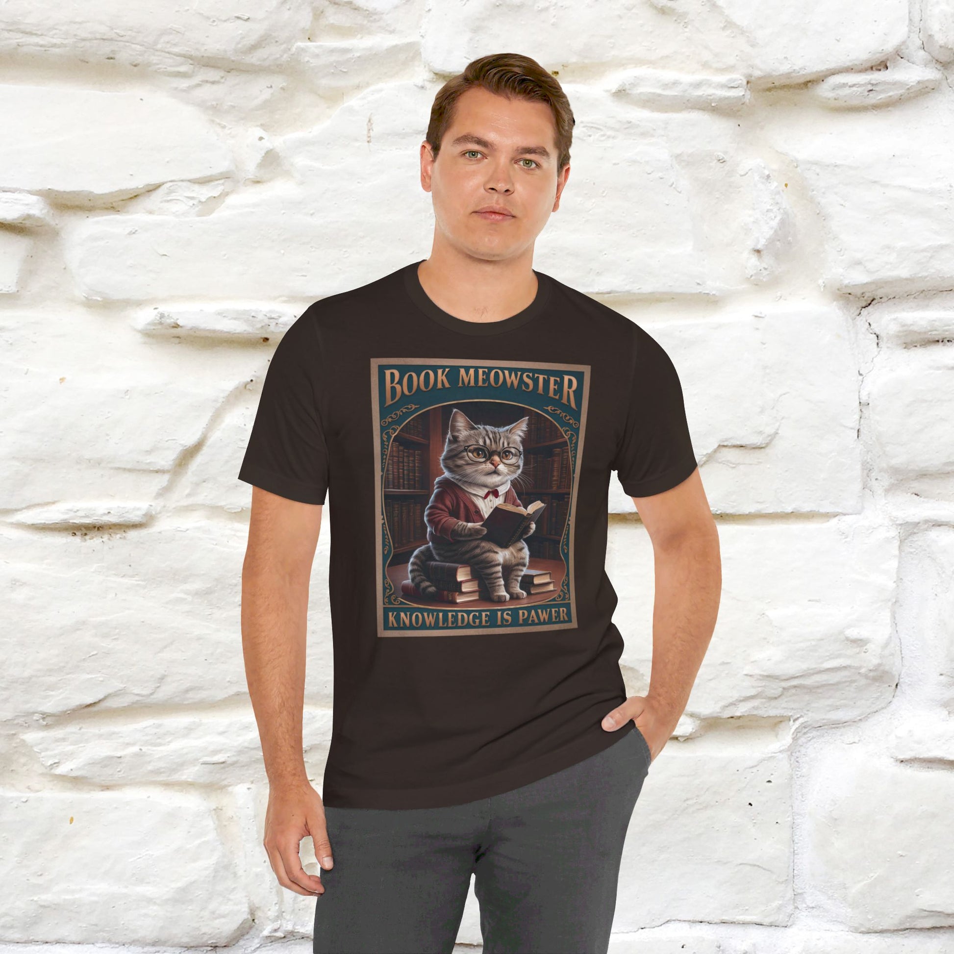 ''Book Meowster Knowledge Is Pawer'' Cat T-shirt for Man 100% Cotton. - Nunu&Miao Studio