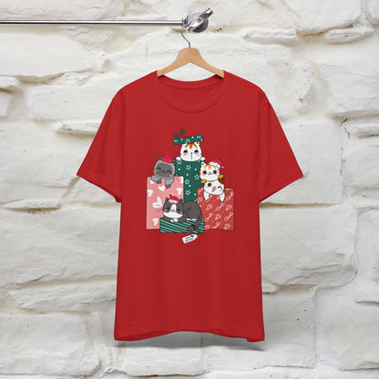 Christmas Cat Gift T-Shirt | Perfect Holiday Cat Shirt for Men & Women | 100% Cotton