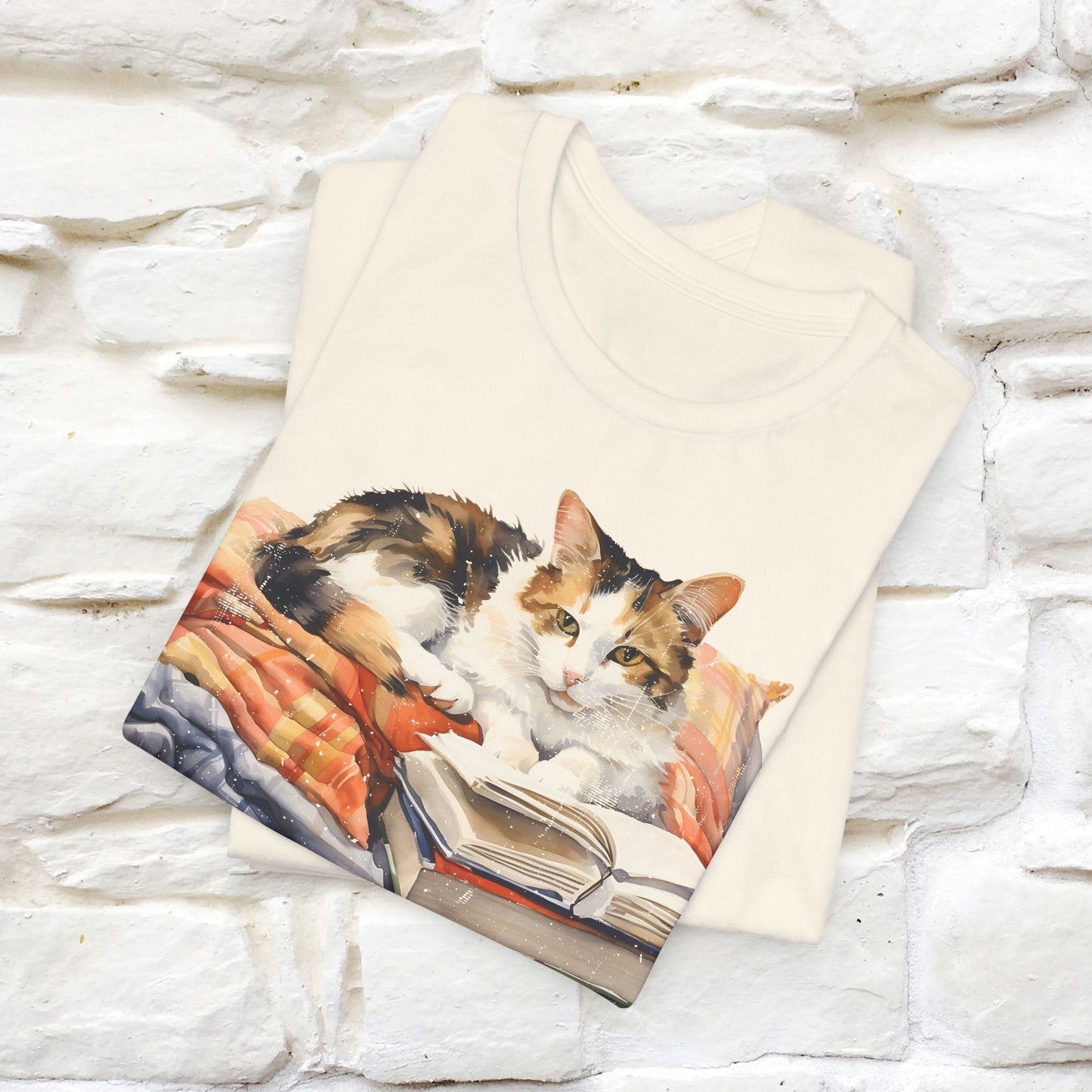 "Literary Catnap" T-shirt for Men and Women 100% Cotton.