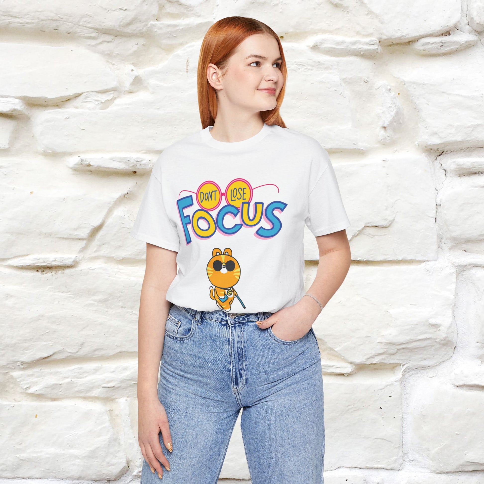 ''Don’t Lose Focus'' Cat T-Shirt | Nunu&Miao Studio - Nunu&Miao Studio