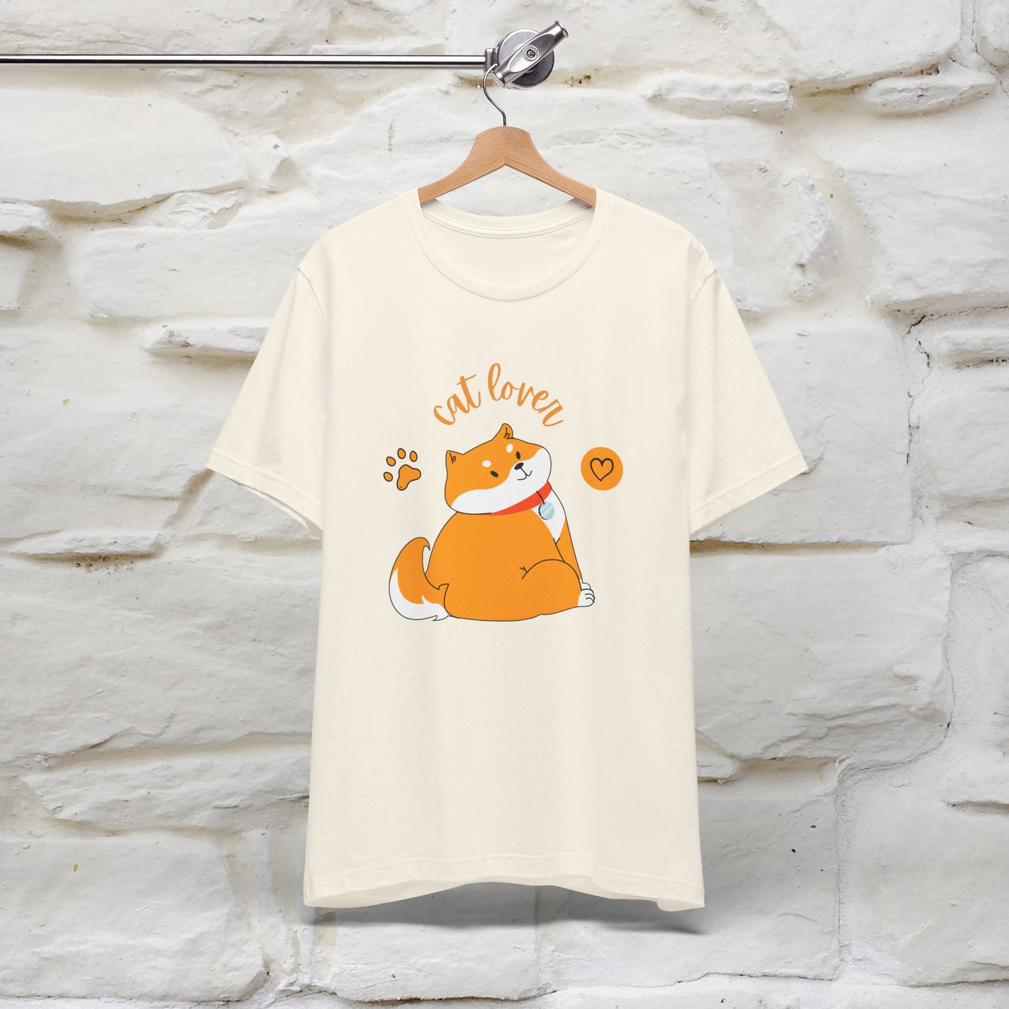 "Cat Lover" T-Shirt for Men & Women | 100% Cotton | Purrfect Gift for Cat Enthusiasts