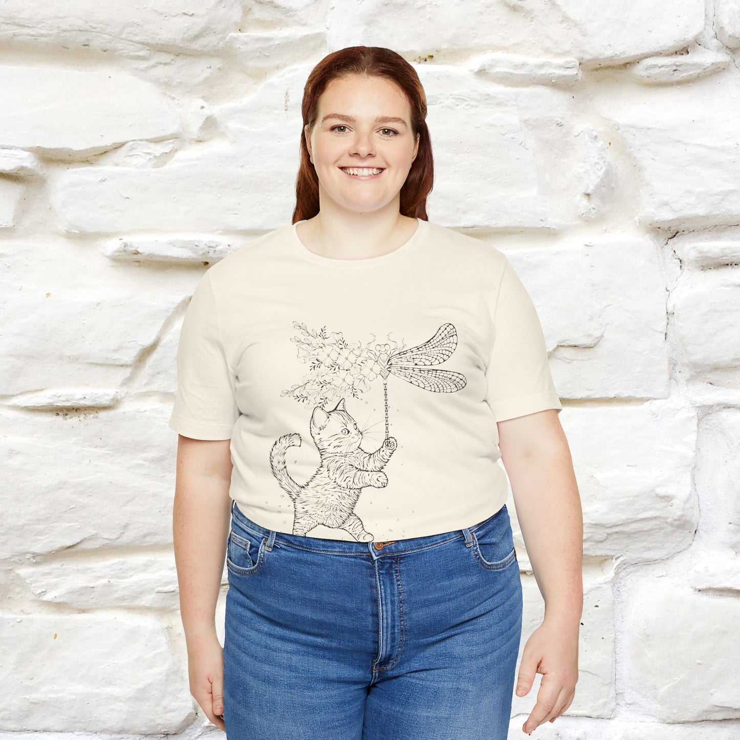 "The cat  And The Dragon Fly" Cat T-shirt for Men & Women | 100% Cotton*🐾