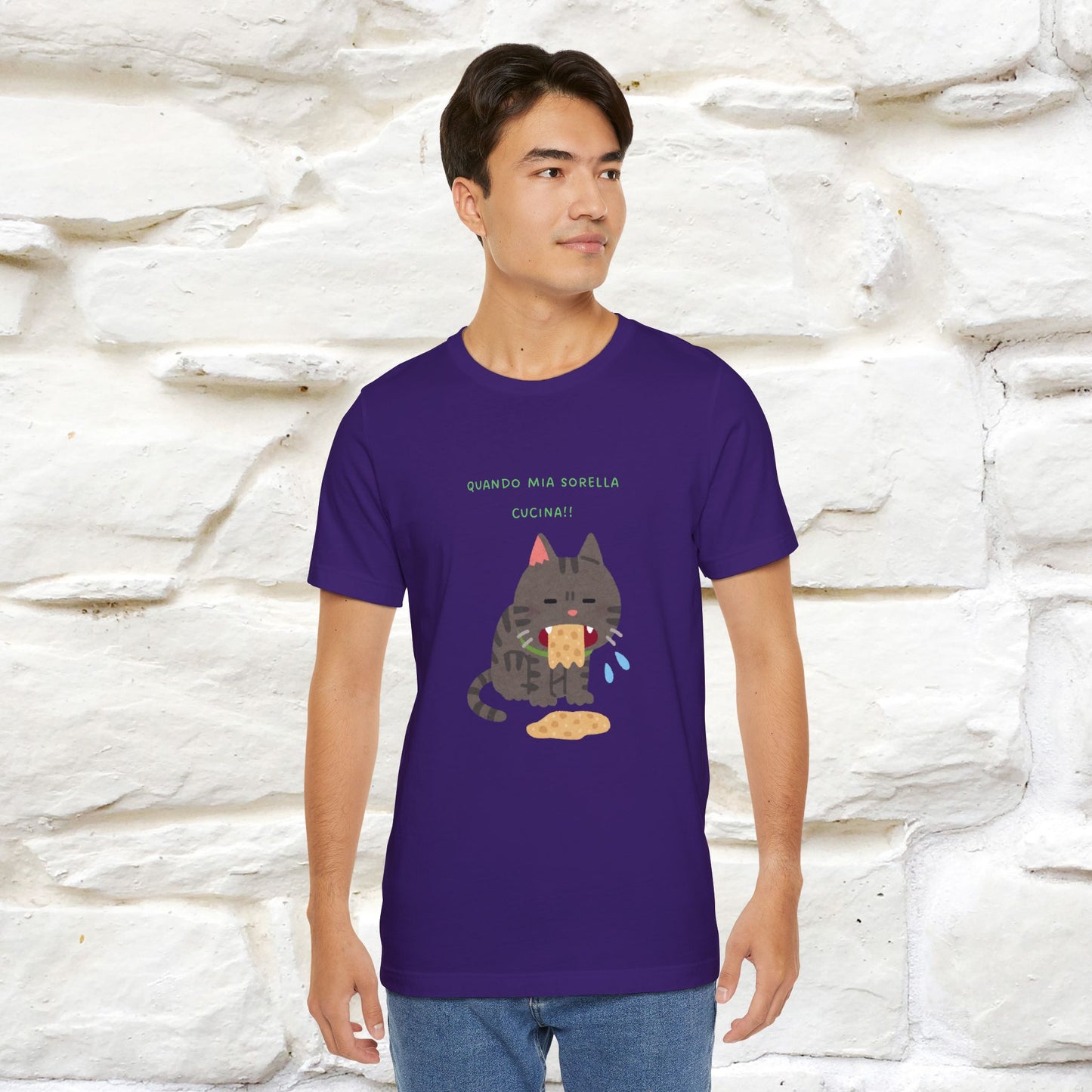 "Quando Mia Sorella Cucina" Funny Cat T-shirt for Men & Women | 100% Cotton* 🐾 | Hilarious Sibling Cat Tee