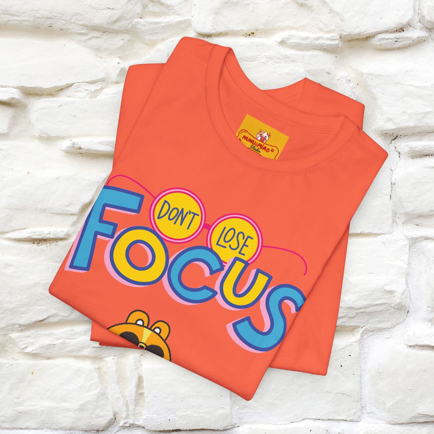 ''Don’t Lose Focus'' Cat T-Shirt | Nunu&Miao Studio