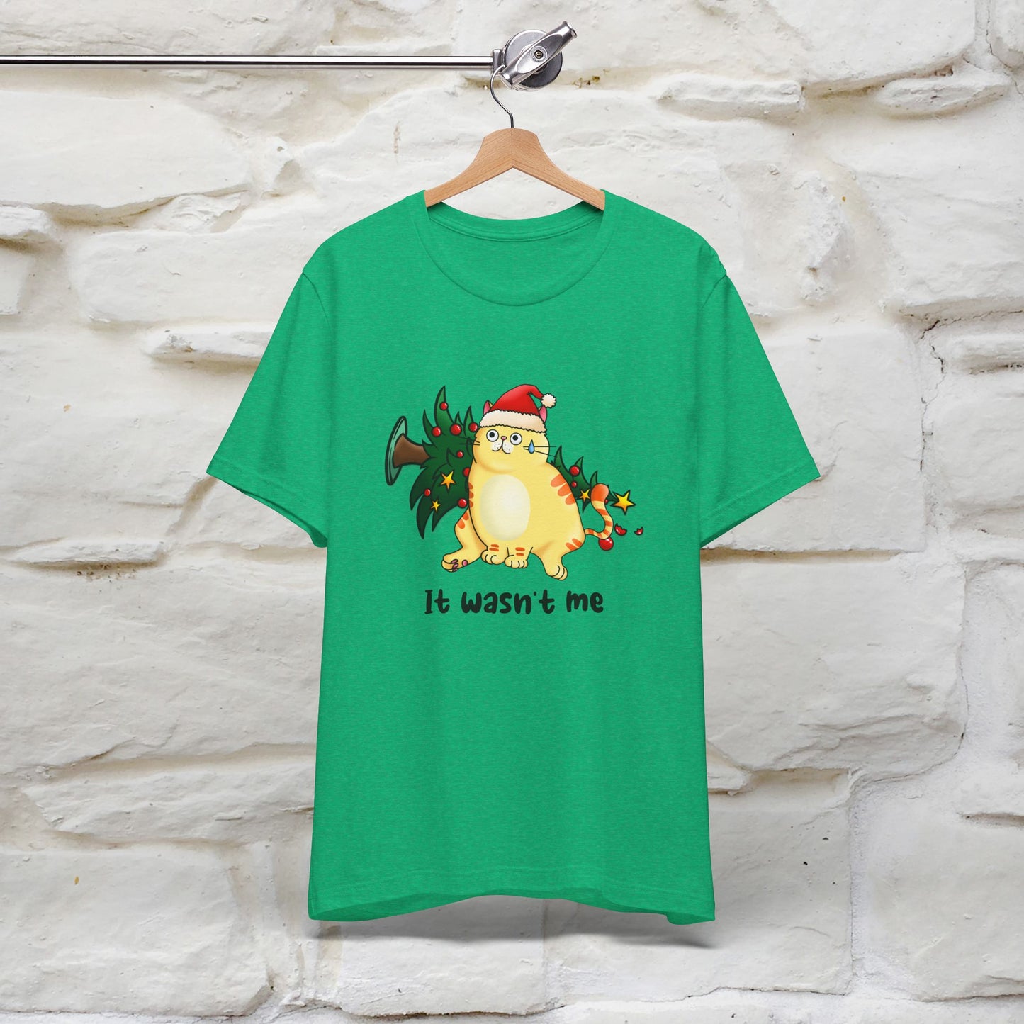 It Wasn’t Me | Funny Cat Christmas Shirt for Men & Women | 100% Cotton*