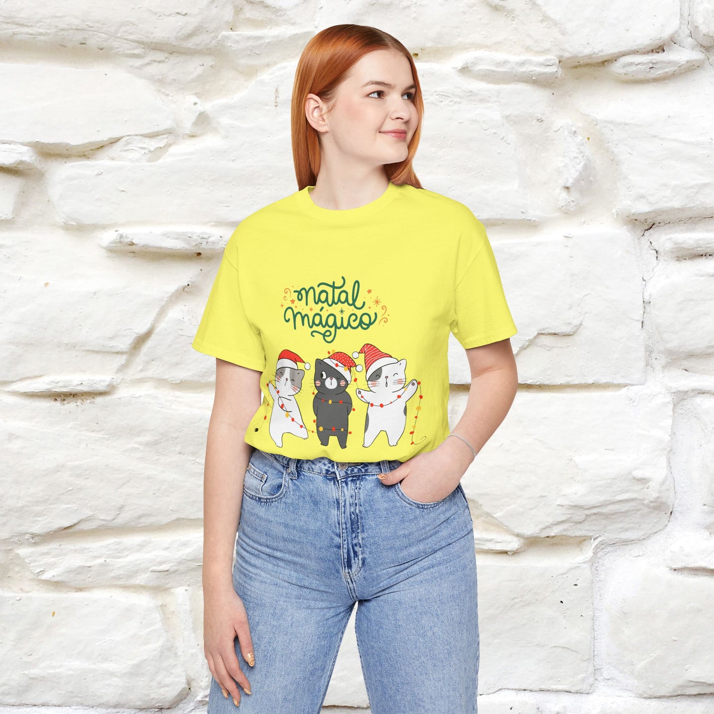 "Natal Magico" Cat T-shirt  |Nunu&Miao Studio - Nunu&Miao Studio