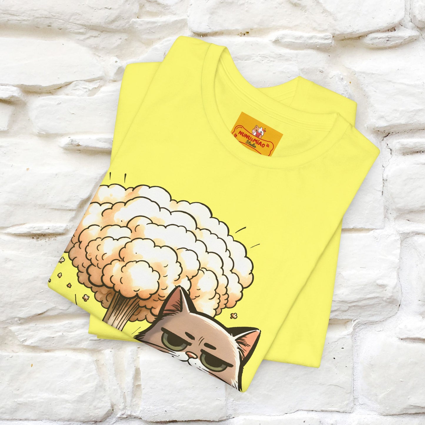 ''The Red Dot Chase'' Funny Cat T-Shirt | Nunu&Miao Studio
