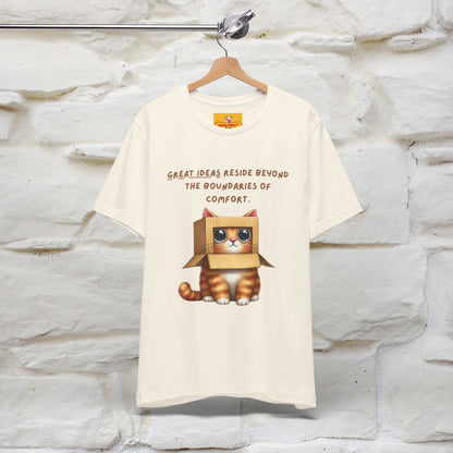 "Le grandi idee risiedono oltre i confini del comfort" T-shirt con gatto per uomo e donna | 100% cotone*
