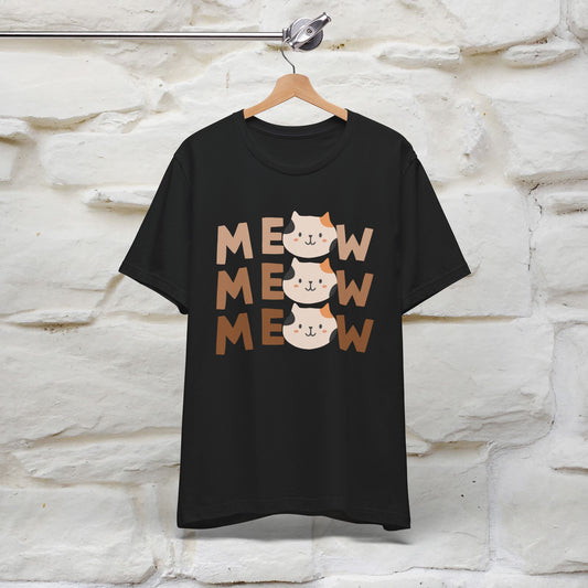 "Hello Autumn" Cat T-Shirt for Men & Women | 100% Cotton | Seasonal Feline Fashion