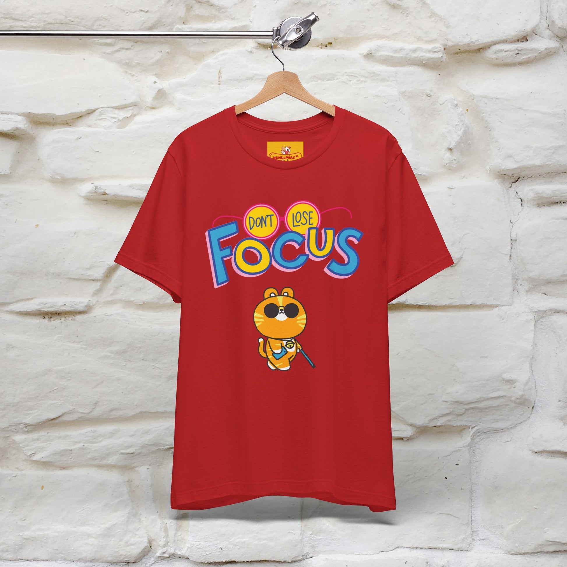 ''Don’t Lose Focus'' Cat T-Shirt | Nunu&Miao Studio - Nunu&Miao Studio