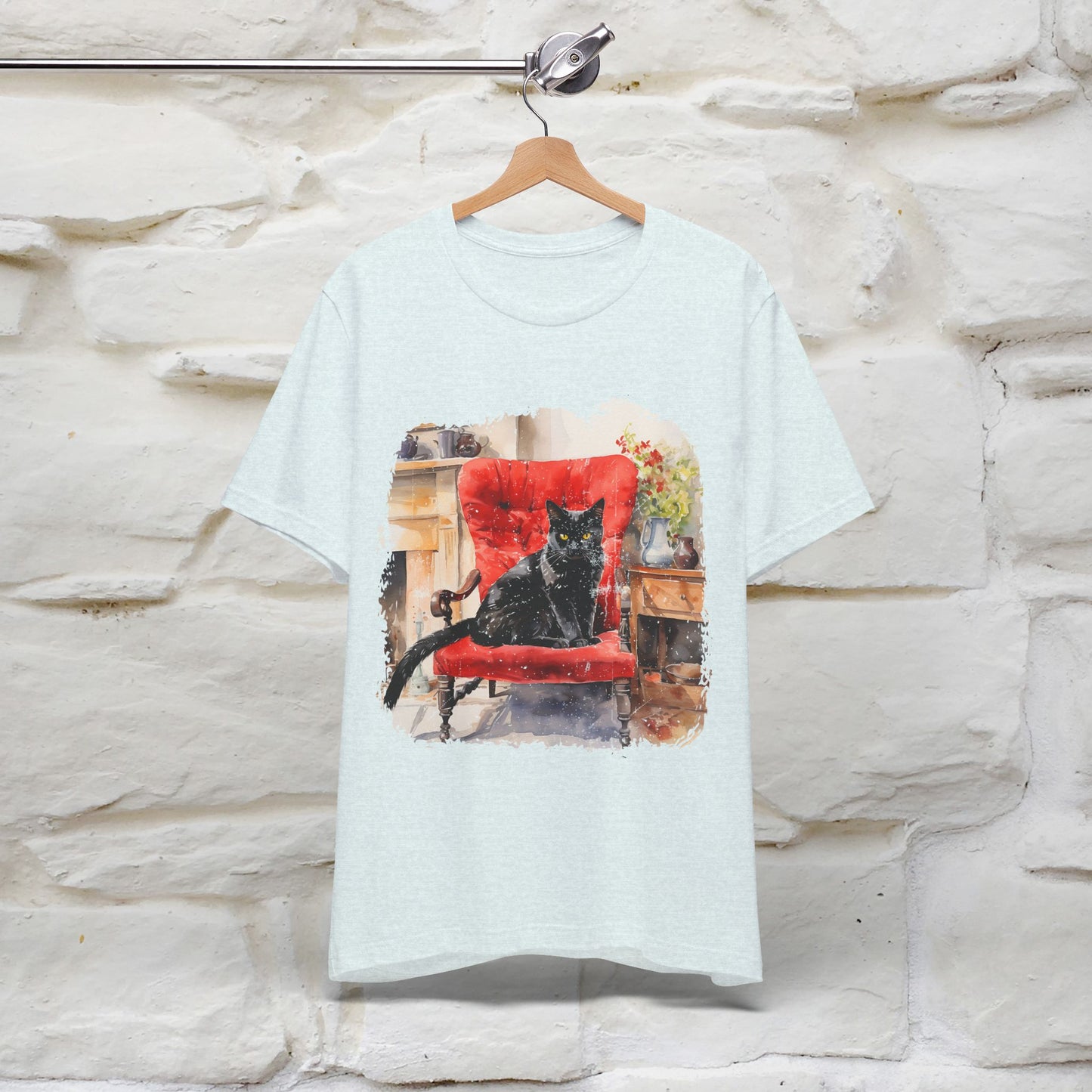 "Chair Majesty with the Black Cat" T-shirt for Women | 100% Cotton*