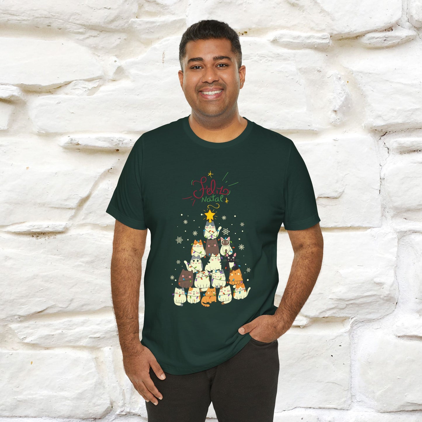 "Feliz Natal" Cat T-shirt for Men & Women | 100% Cotton* 🐾 | Festive Holiday Tee