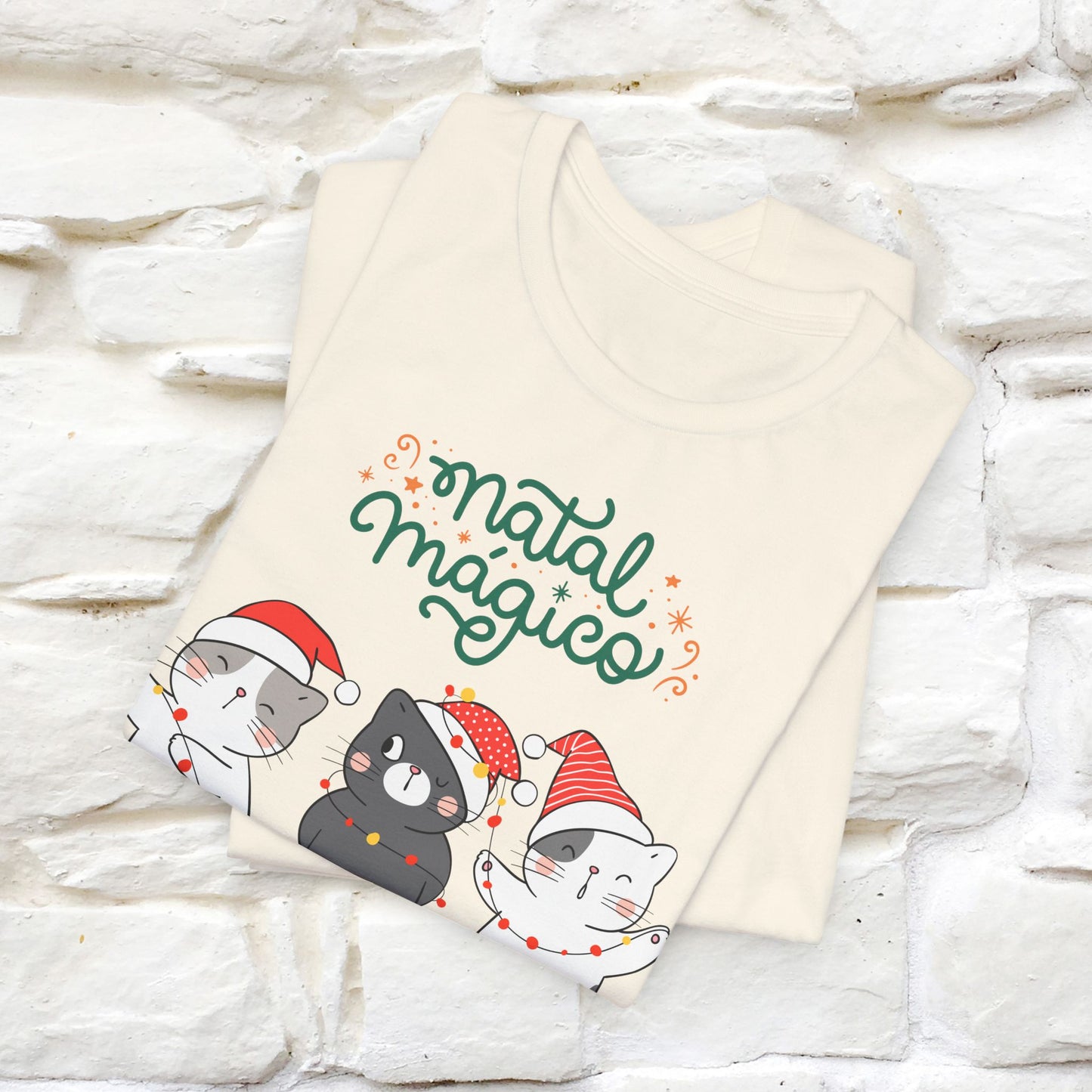 "Natal Magico" Cat T-shirt for Men & Women | 100% Cotton* 🐾 | Magical Holiday Cat Tee