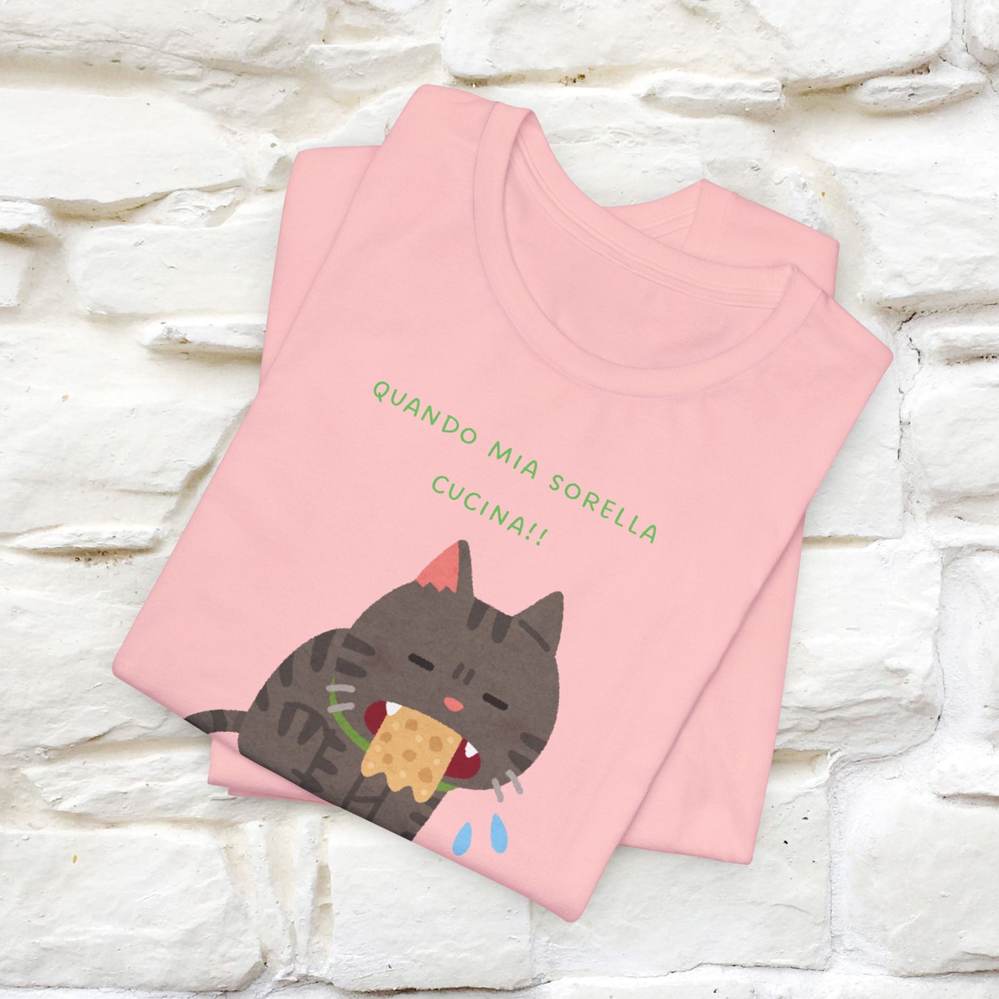 "Quando Mia Sorella Cucina" Funny Cat T-shirt for Men & Women | 100% Cotton* 🐾 | Hilarious Sibling Cat Tee