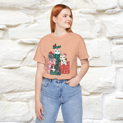 Christmas Cat Gift T-Shirt | Perfect Holiday Cat Shirt for Men & Women | 100% Cotton