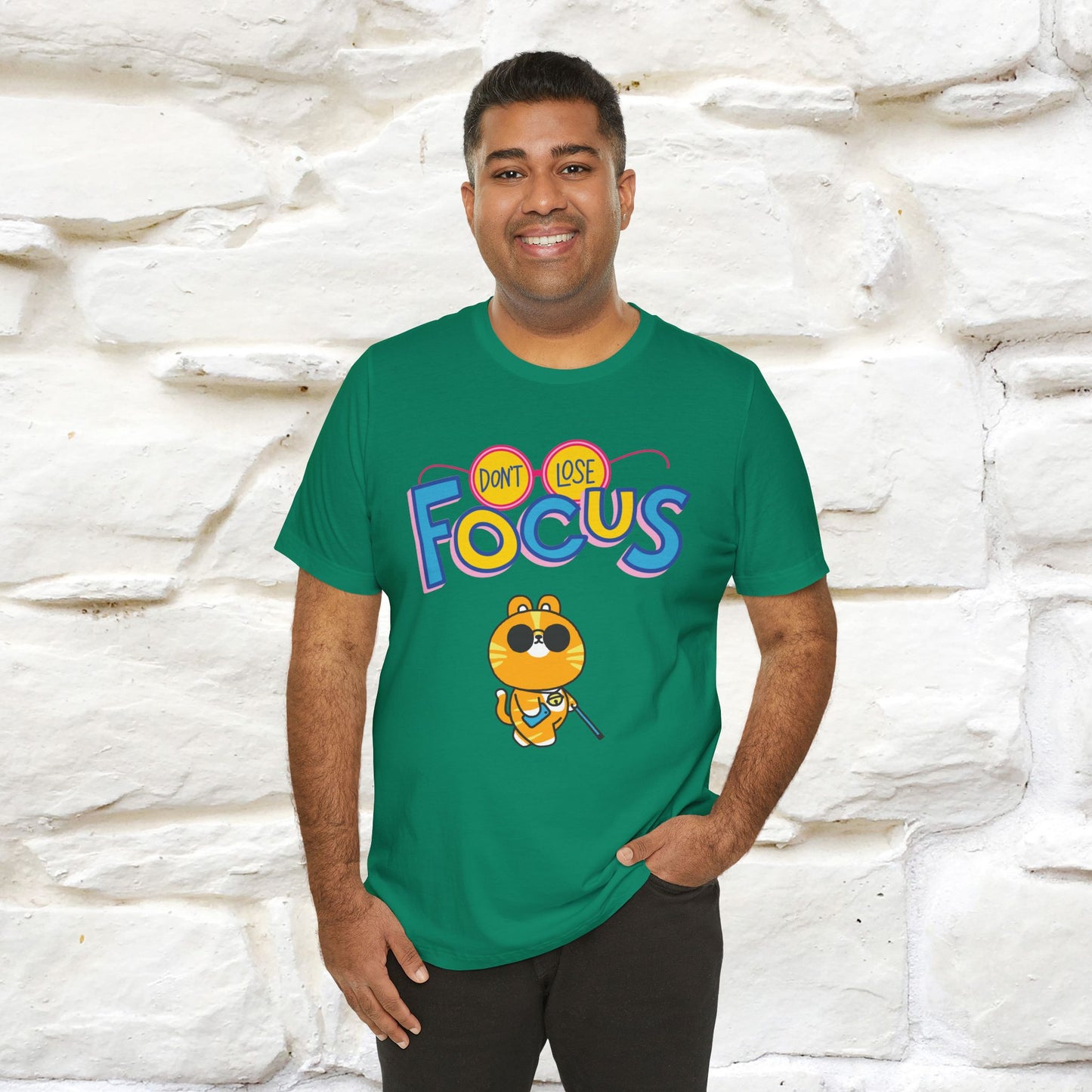 ''Don’t Lose Focus'' Cat T-Shirt | Nunu&Miao Studio