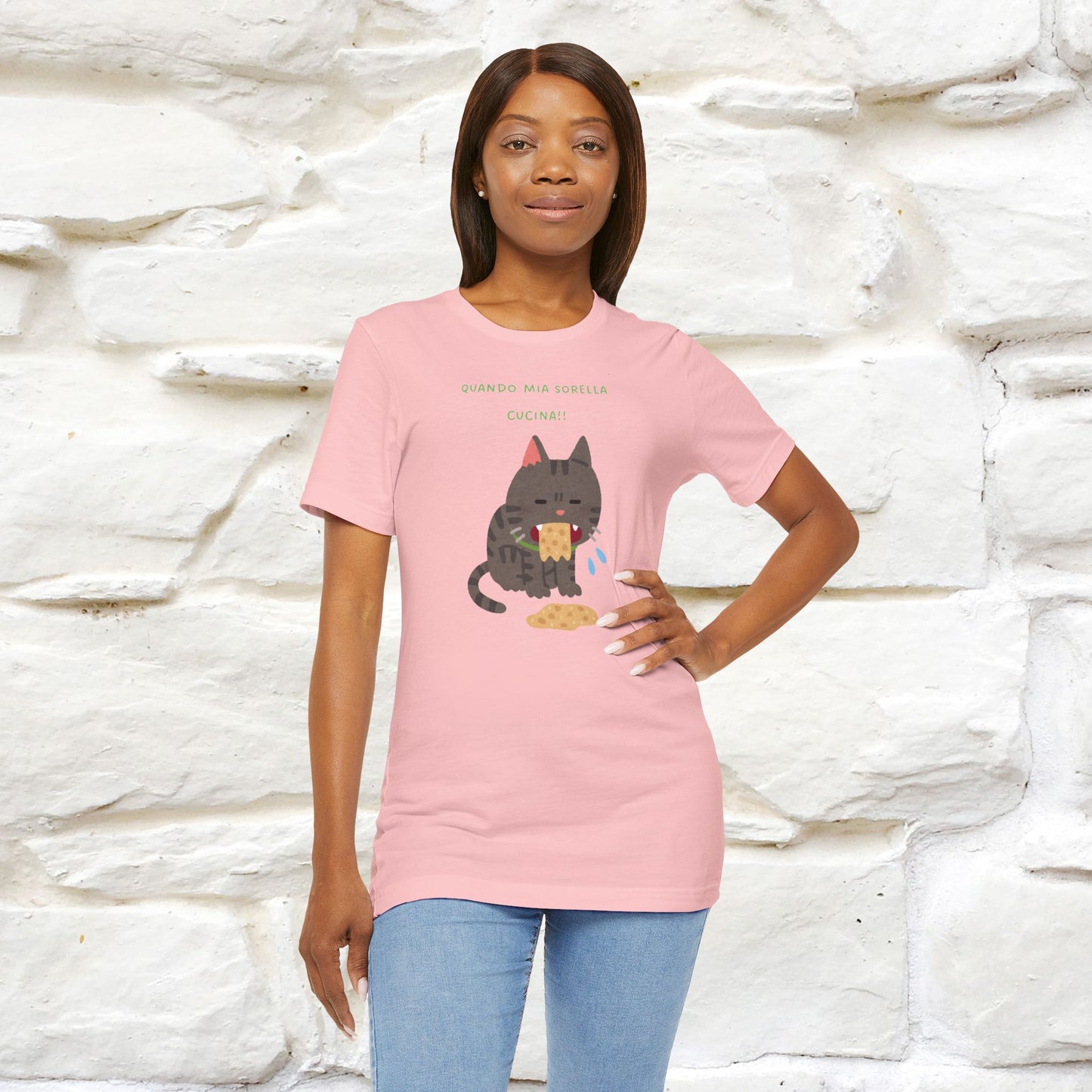 "Quando Mia Sorella Cucina" Funny Cat T-shirt for Men & Women | 100% Cotton* 🐾 | Hilarious Sibling Cat Tee