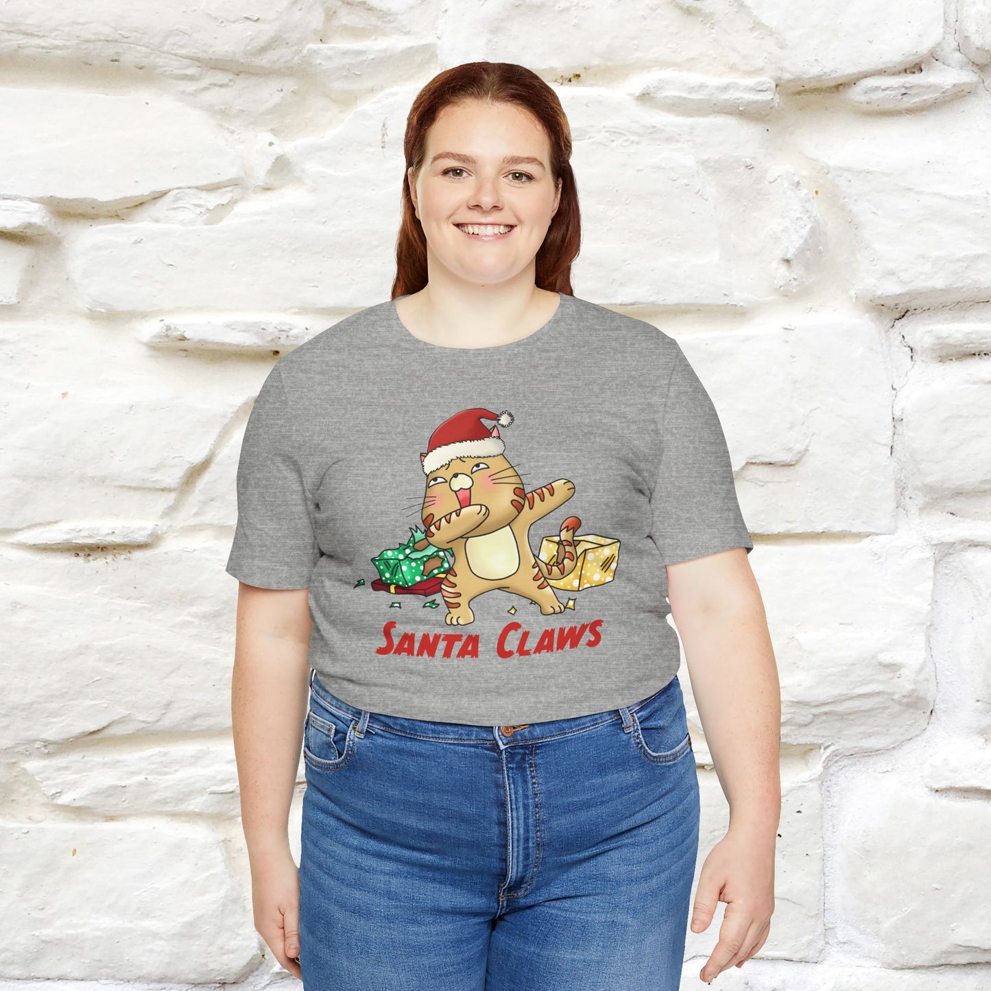 “Funny Santa Claws T-Shirt | Festive Cat Christmas Shirt for Men & Women | 100% Cotton*”