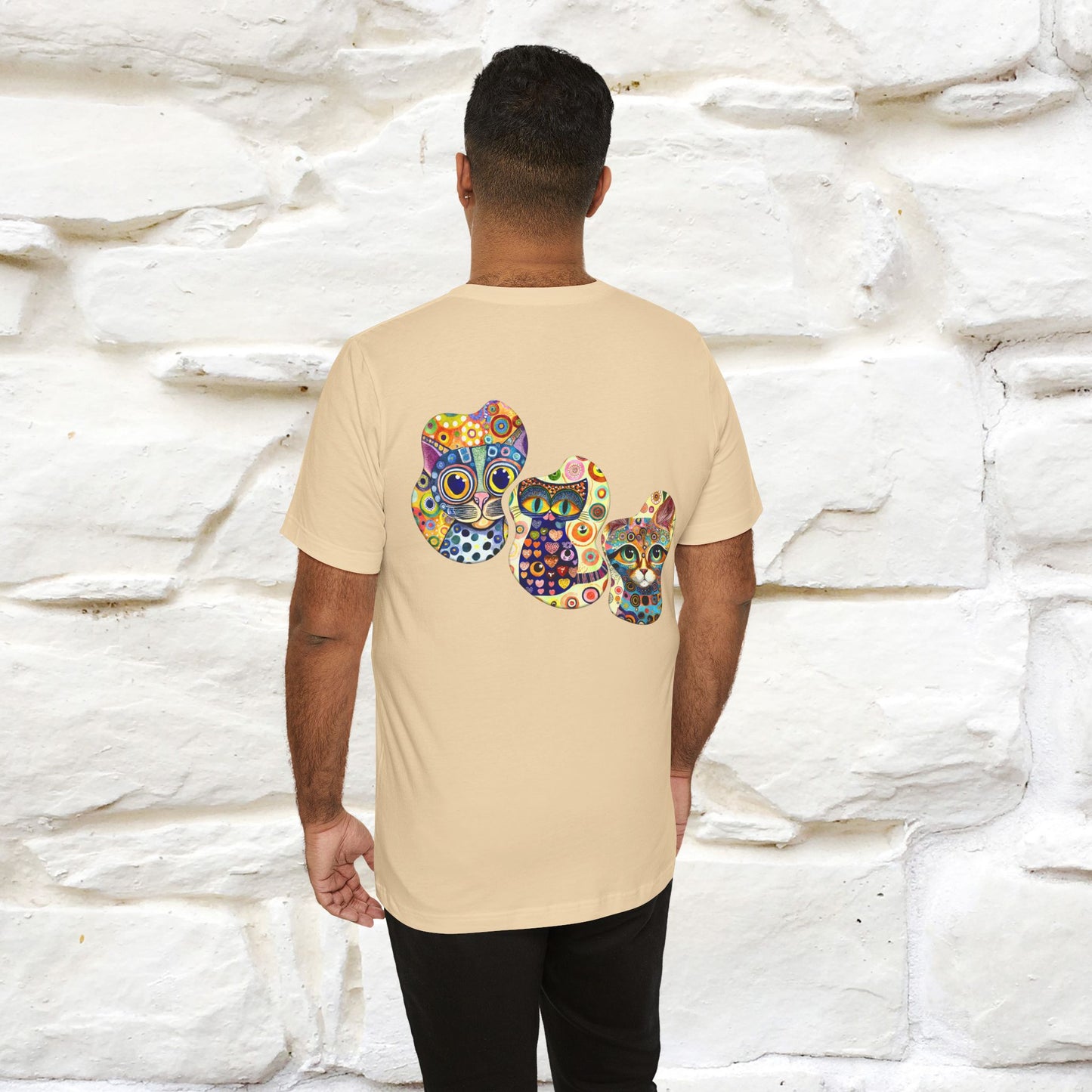 "Museum Cat T-Shirt for Men & Women | 100% Cotton* Artistic Cat Lover Tee 🐾"