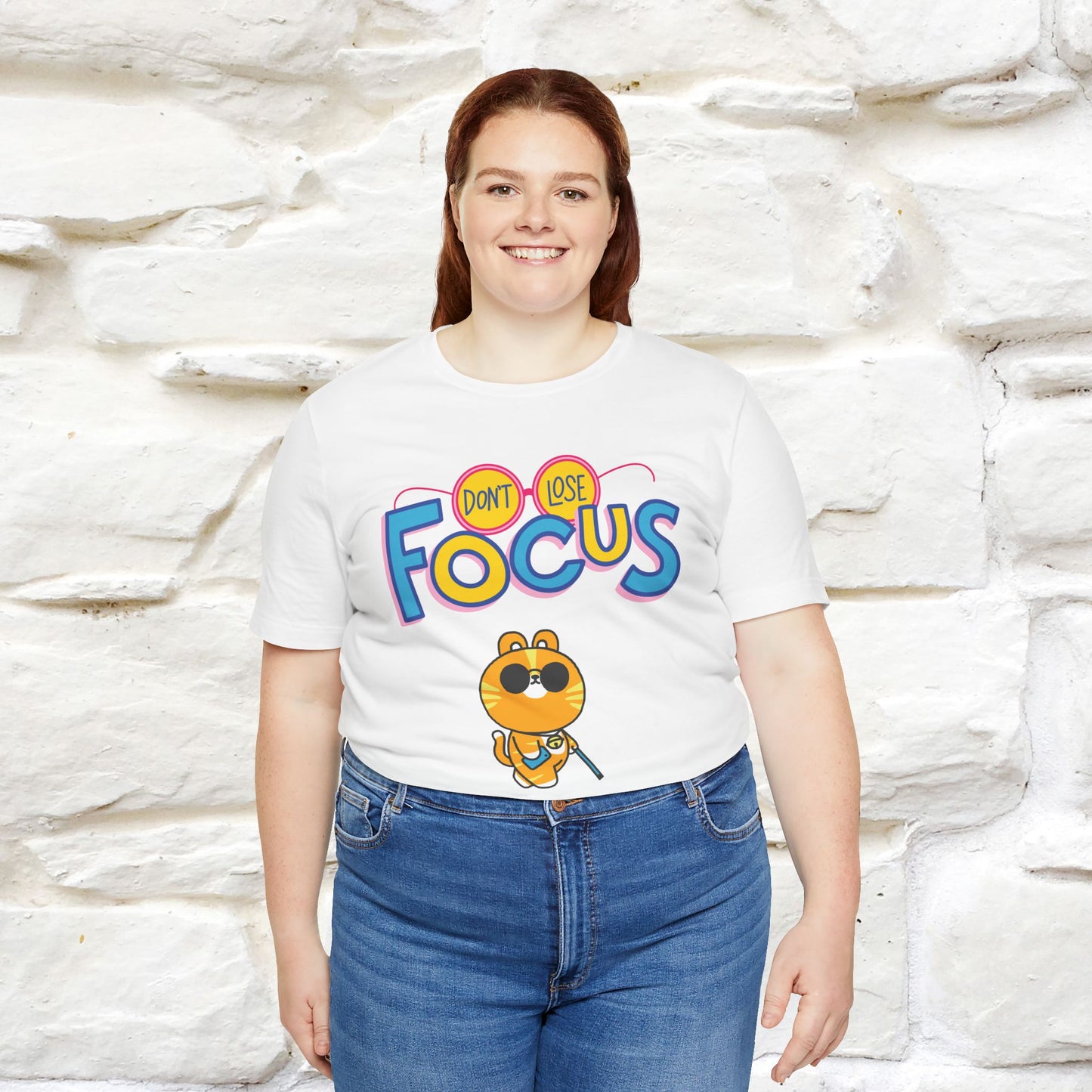 ''Don’t Lose Focus'' Cat T-Shirt | Nunu&Miao Studio - Nunu&Miao Studio