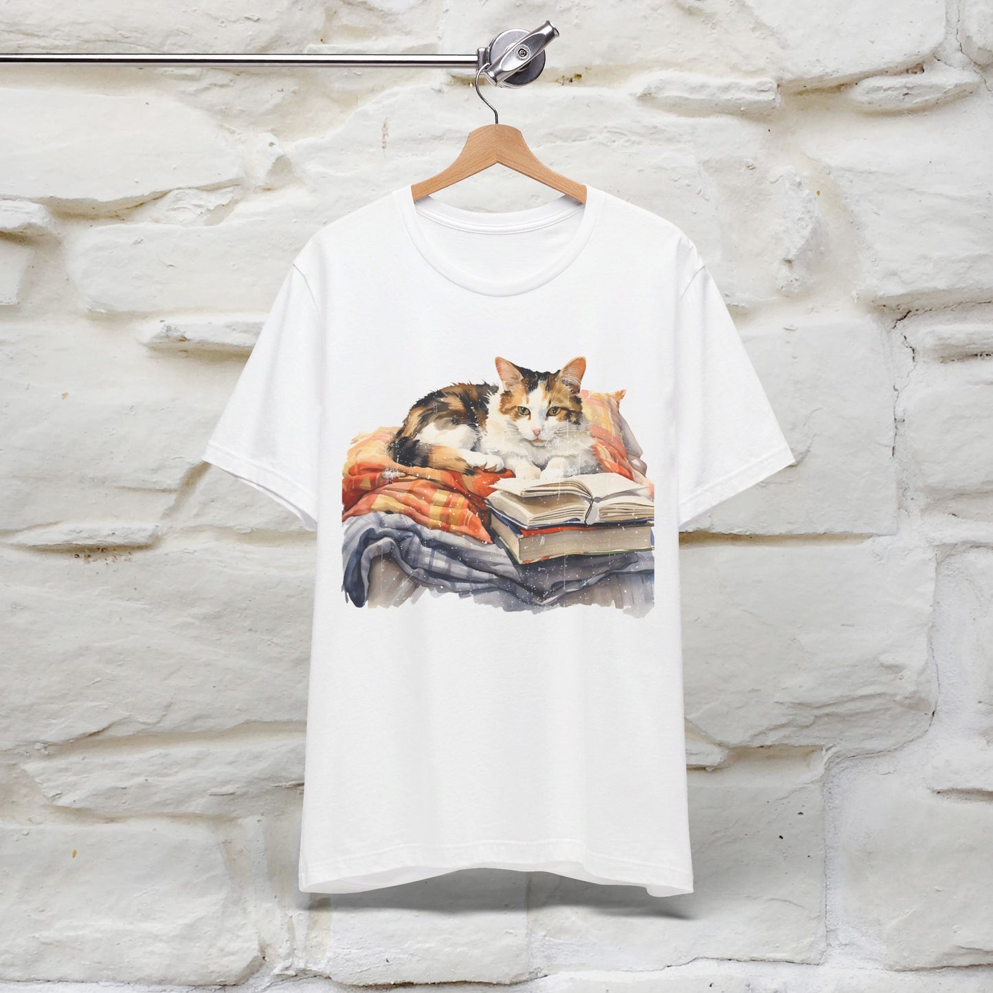 "Literary Catnap" T-shirt for Women 100% Cotton* - Nunu&Miao Studio