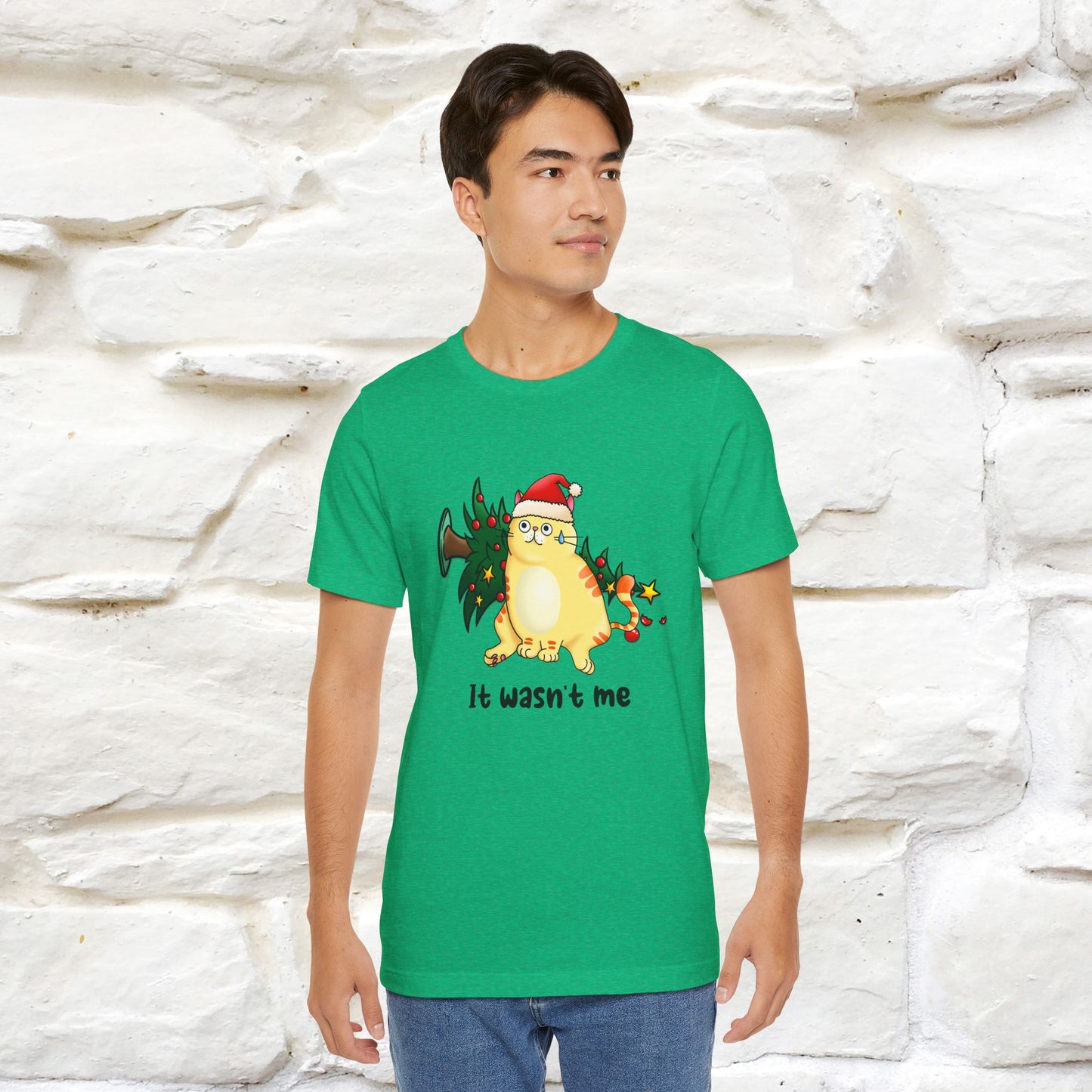 It Wasn’t Me | Funny Cat Christmas Shirt for Men & Women | 100% Cotton*